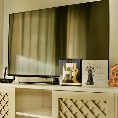 Apartment Park For Beautifully Located