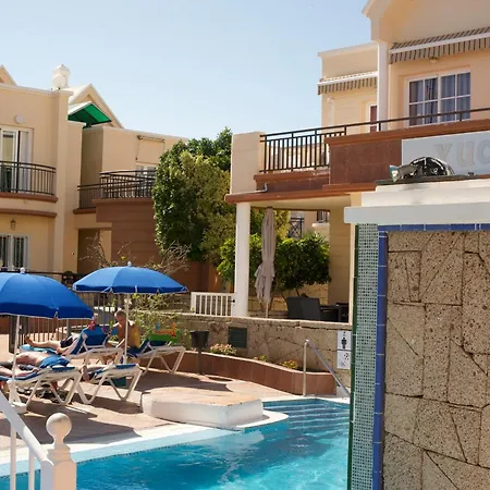 Park For Beautifully Located 公寓