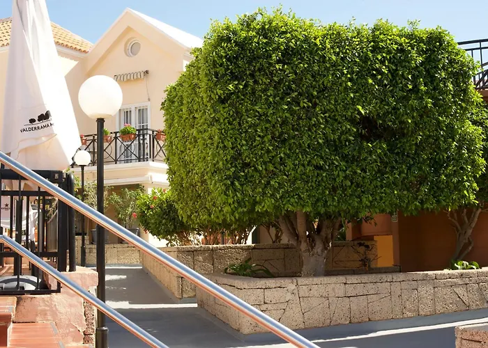 Park For Beautifully Located Apartment *